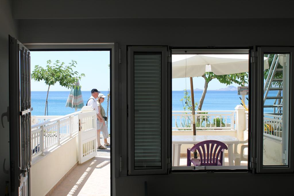 Haraki Aqua Blue Apartment Exterior foto